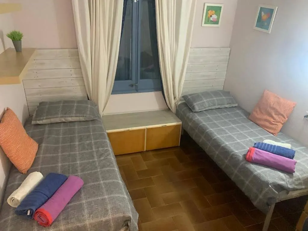 Delightful Villa Close To The Beach L'Escala Holiday home