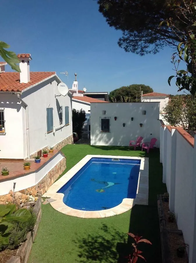 Delightful Villa Close To The Beach L'Escala